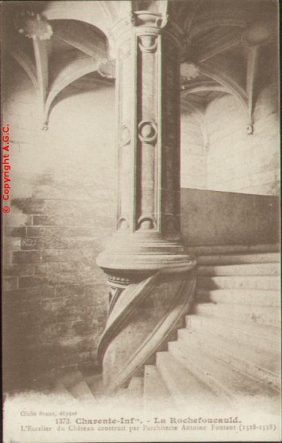 Le Chateau - Escalier.jpg